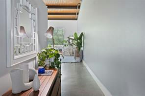 2205 N Lamar Blvd #523 — photo 3