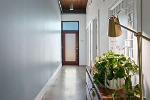 2205 N Lamar Blvd #523 — photo 2