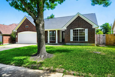 8221 MANX Dr — photo 3