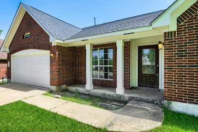 8221 MANX Dr — photo 2