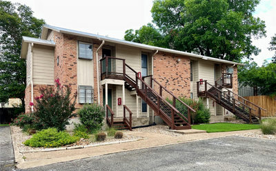 421 W San Antonio St #i 2 — photo 2