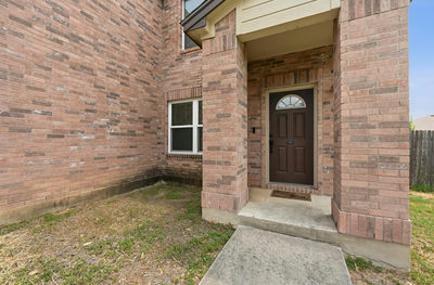 229 Capistrano Dr — photo 2
