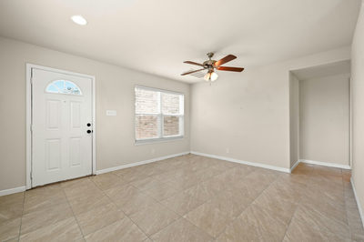 229 Capistrano Dr — photo 3
