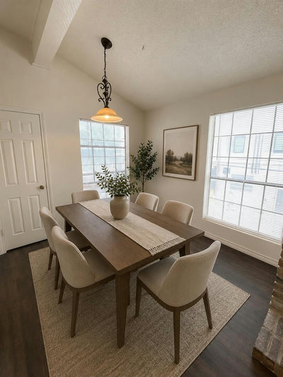 2401 Leon St #206 — photo 4