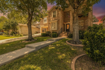 3988 Lord Byron Cir — photo 2