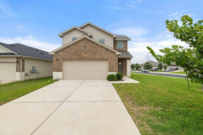 102 Ashford Way — photo 2