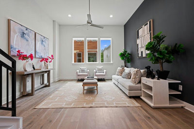 2505 Bluebonnet Ave #4 — photo 2