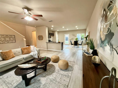 202 Mossycup Dr — photo 3