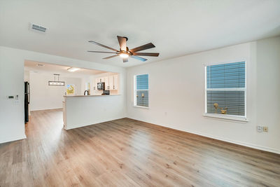 3409 Sand Dunes Ave — photo 2