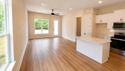 223 W Allen St — photo 3