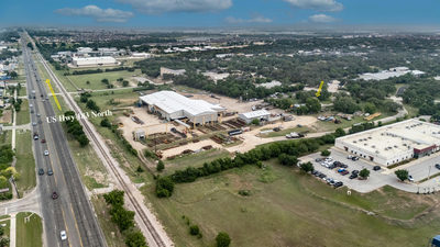 1107 Leander Dr — photo 4
