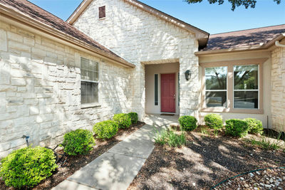 106 Waterlily Ln — photo 3