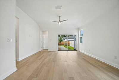 773 Treadwell Ln — photo 5