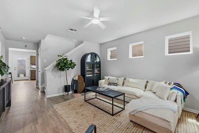 162 Friendship Oak Dr — photo 2
