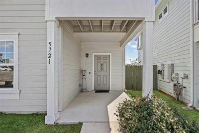 9721 Morning Iris Dr — photo 2