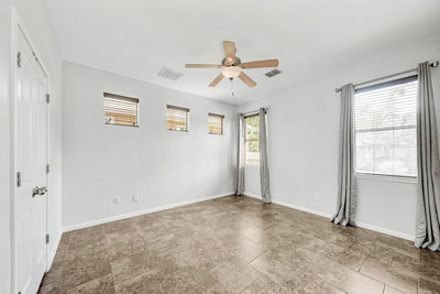1325 Central Park Ct — photo 4