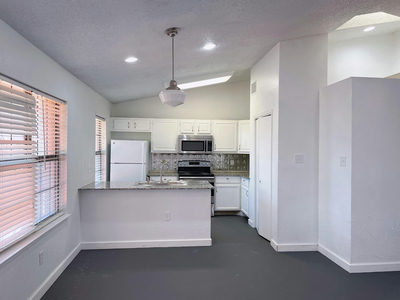 21107 Highland Lake Dr #3 — photo 2