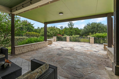 402 Old Blue Mountain Ln — photo 2