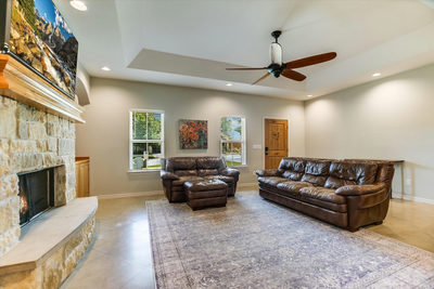 705 Woodland Park Dr — photo 3
