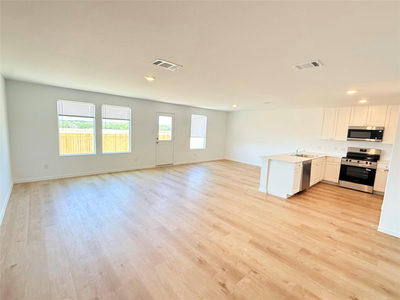 512 Heritage Groves Rd — photo 3