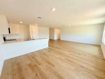 512 Heritage Groves Rd — photo 4