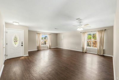 1713 Candlelight Dr — photo 5