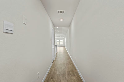 204 RAYMONDVILLE Path — photo 4