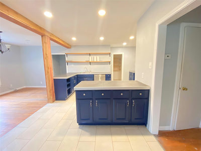 1133 N Avenue C — photo 2