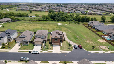 121 Passiflora Dr — photo 3