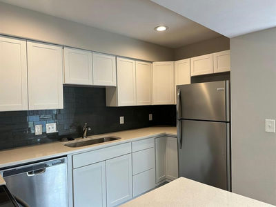 935 La Posada Dr #241 — photo 4