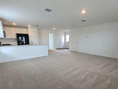 152 Avre Loop — photo 4
