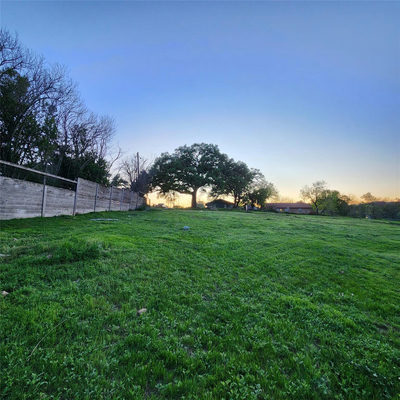 701 Montgomery St — photo 3