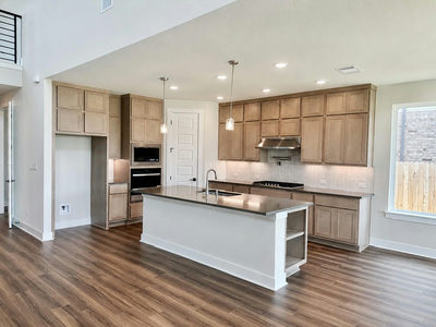 19600 Erna Dr — photo 3