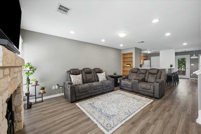 6900 E Riverside Dr #31 — photo 2