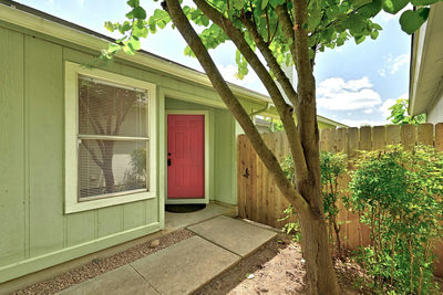 5901 Kevin Kelly Pl — photo 2