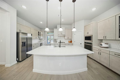 616 Saturnia Dr — photo 5