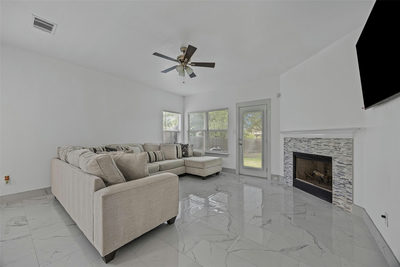 11808 Bastrop St — photo 5