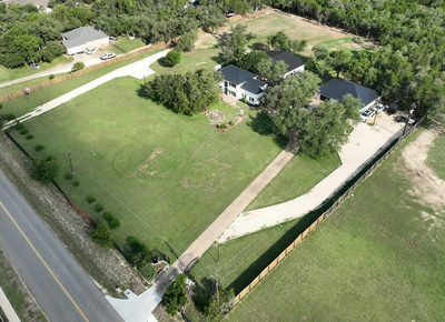 102 CR 180 — photo 3