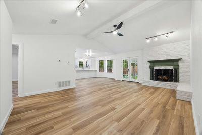 1706 Davis St — photo 3