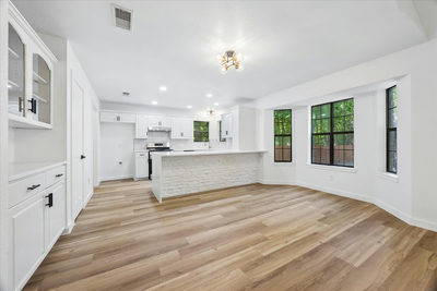 1706 Davis St — photo 5