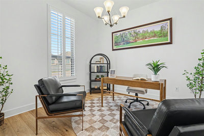 316 Valletta Way — photo 3