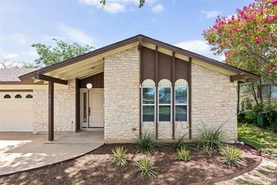 5803 Eureka Dr — photo 2