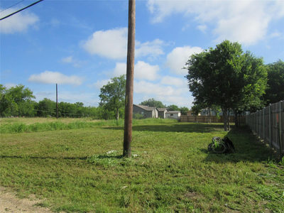 500 Arnold Dr — photo 4