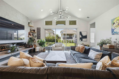 414 Sitlington Ln — photo 4