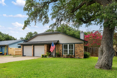 7805 Wakefield Dr — photo 2