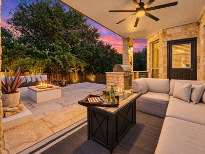 2700 Lothian Dr — photo 2