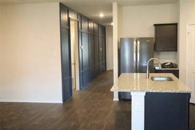 724 Adler Way — photo 4