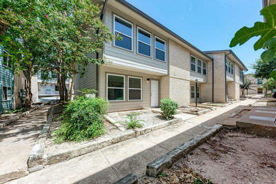 2124 Burton Dr #136 — photo 2