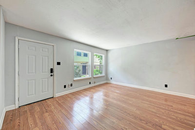 2124 Burton Dr #136 — photo 5
