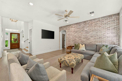 12816 Majestic Oaks Dr — photo 5